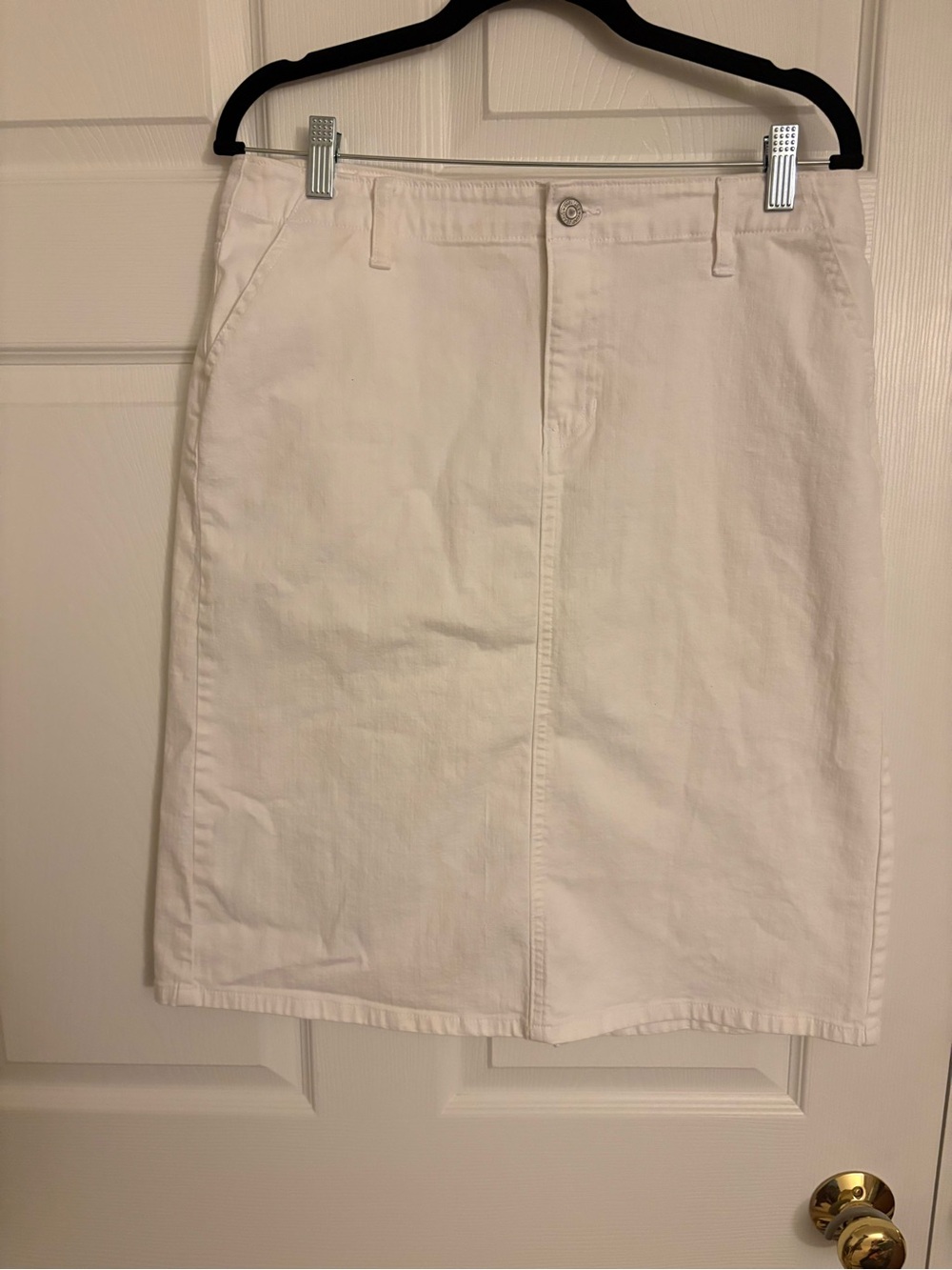 GAP White Denim Pencil Skirt
